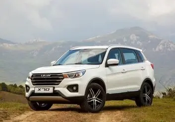 لیفان x70 از سوی خودروسازان بم برای تحویل در بهار 1400 قیمت گذاری شد