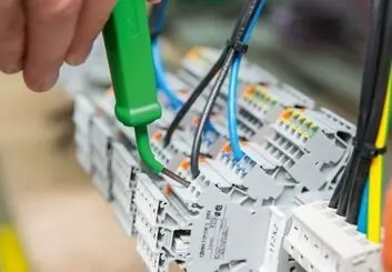خرید وسایل الکتریکی و صنعتی با قیمت رقابتی از فروشگاه الکتروتک