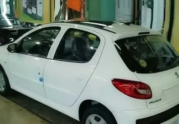 قیمت پژو 207 اتوماتیک با سقف شیشه‌ای و قیمت جک k7 کرمان موتور مشخص شد