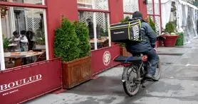 کاهش پانزده درصدی نیروی کار PostMates اوبر