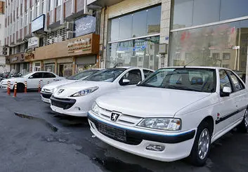 قیمت خودرو در بازار تهران ویژه روز هفتم بهمن ماه 99
