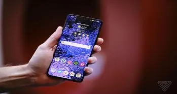 گلکسی اس ۲۱ اولترا اولین استفاده کنند از صفحه نمایش اولد کم مصرف است