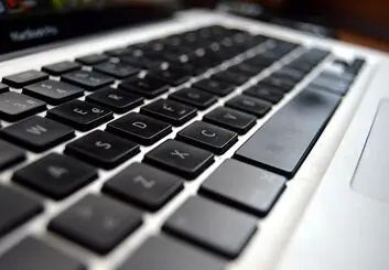 توزیع بودجه طرح‌های کلان ICT به مرکز ملی فضای مجازی سپرده شود