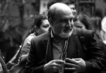 نسیم طالب، نویسنده مطرح: بیتکوین‌هایم را فروختم