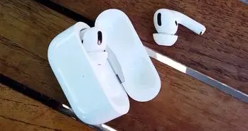 اپل AirPods 3 احتمالاً ماه آینده معرفی خواهد شد