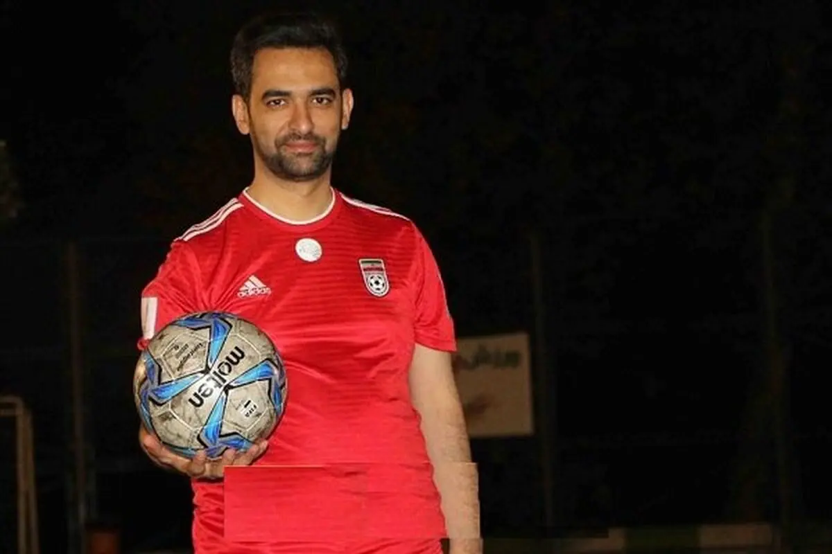 آذری‌جهرمی: ورود جریانات سیاسی فوتبال را تضعیف می کند؛آن را سیاسی نکنید!
