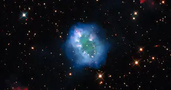 گردنبند نبیولا؛ یک سحابی شگفت‌انگیز در قلب کهکشان