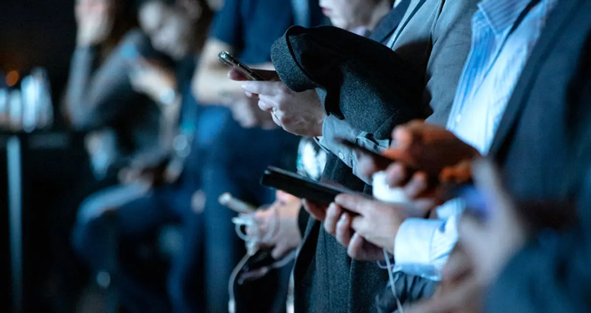 آثار منفی شبکه های اجتماعی بیشتر از مزایای آن است!