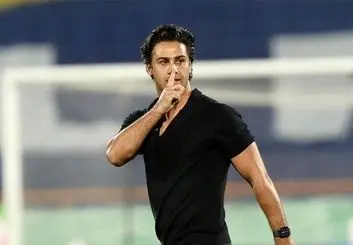 صحبت‌های تند سرمربی استقلال علیه آذری جهرمی