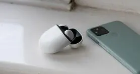 اندروید ۱۲ میزان باتری Pixel Buds را نشان خواهد داد