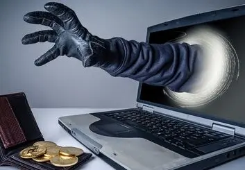 هراس از هک شدن بیت کوین قیمت آن را 8 درصد پایین آورد!