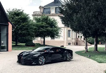 بوگاتی La Voiture Noire با قیمت 13.4 میلیون دلار آماده تحویل به صاحبش است!