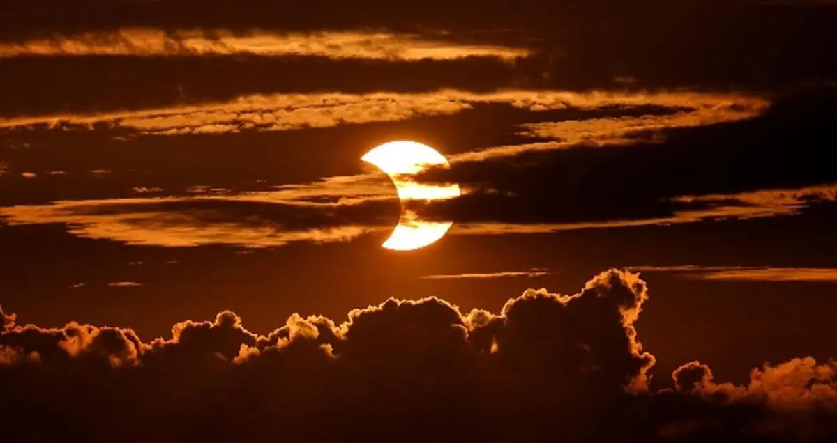 تصاویر خورشید گرفتگی سال 2021 را از دست ندهید | حلقه آتشین کسوف!