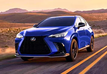 لکسوس NX مدل 2022 بهترین خودروی لوکس این کمپانی است!