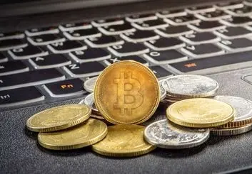 تاریخچه بیت کوین | اولین ارز دیجیتال از کجا آمد؟