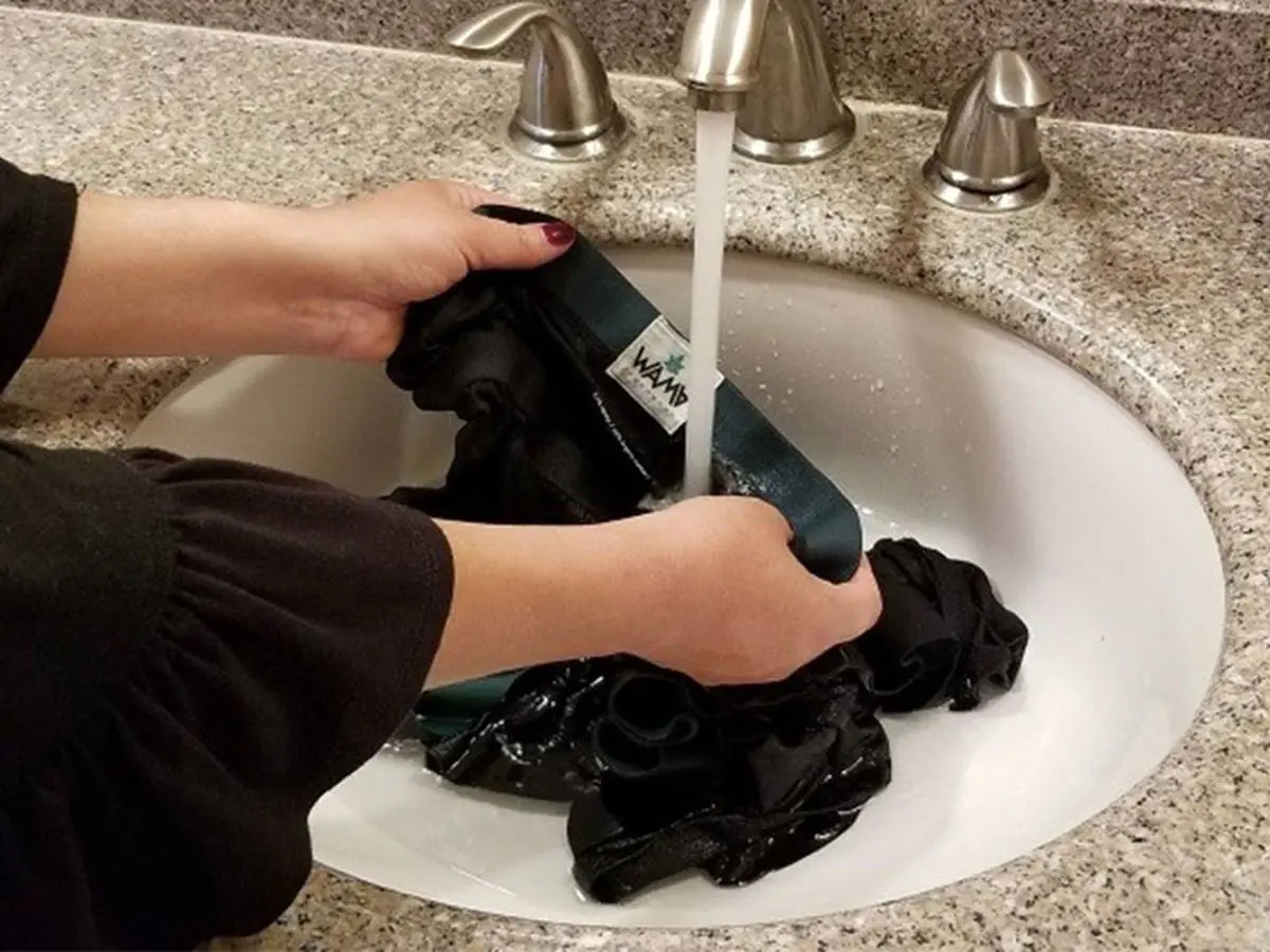 بهترین روش برای شستن لباس زیر و از بین بردن باکتری ها