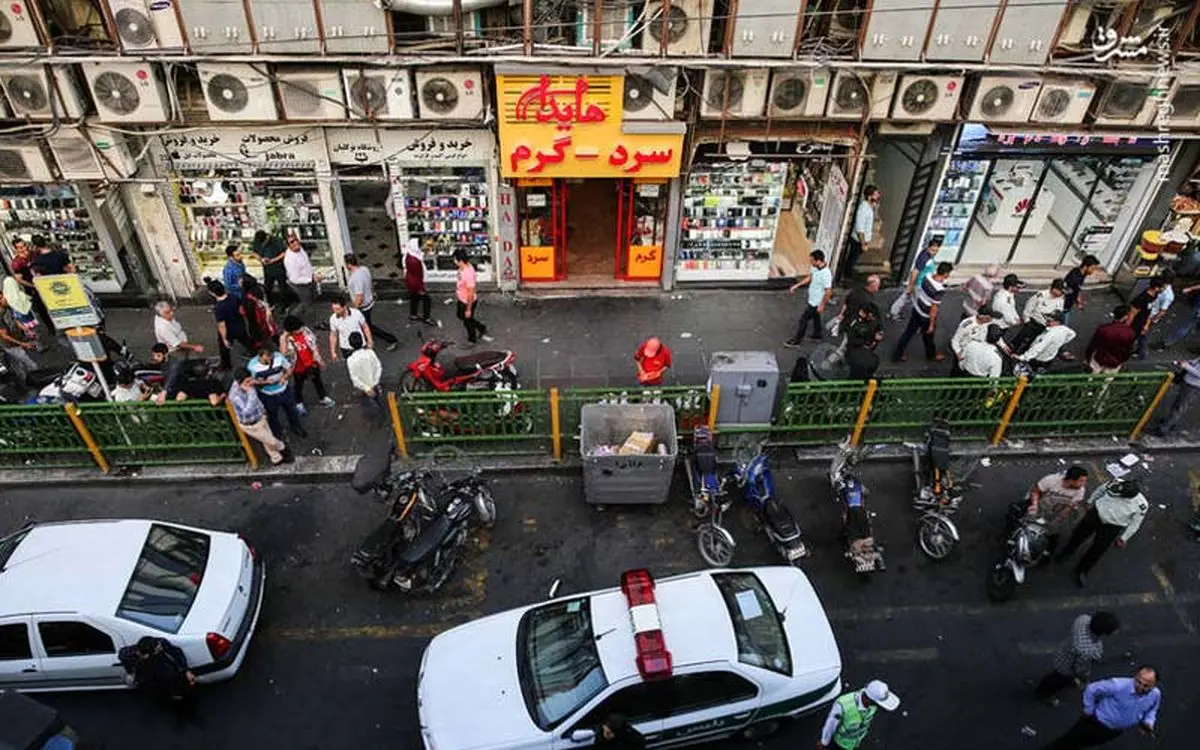 علت تجمع خیابان جمهوری امروز | قطعی برق یا طرح صیانت؟