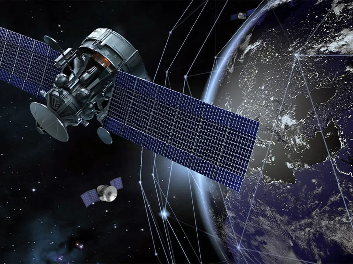 بازار تجهیزات اینترنت ماهواره‌ای را به قاچاقچی‌ها واگذار نکنیم