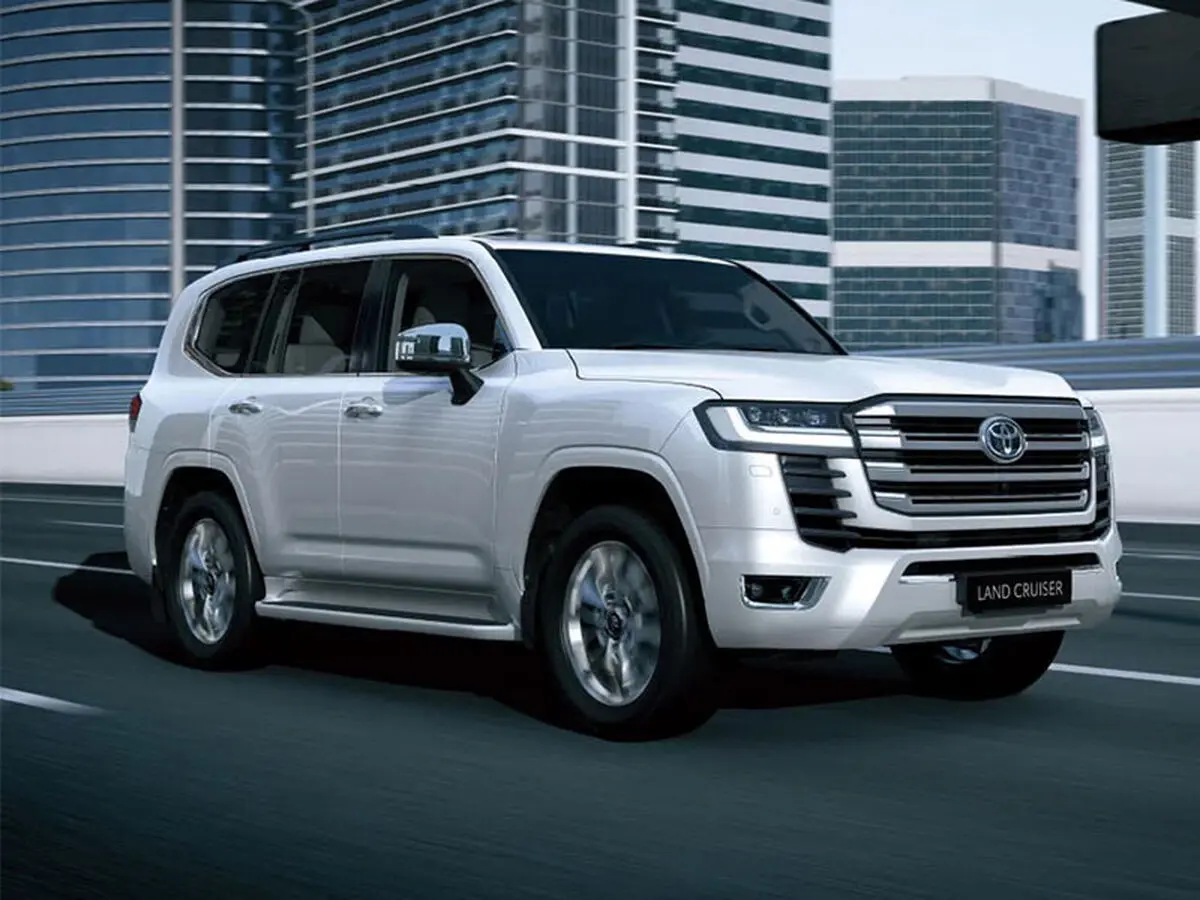 تویوتا تریم GR Sport را برای J300 Land Cruiser معرفی کرد