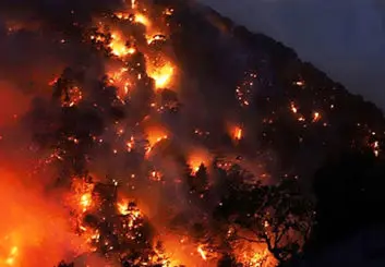 بالگردهای اعزامی برای آتش سوزی ارسباران کارایی ندارد!