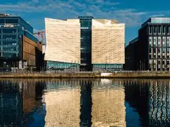 رئیس بانک مرکزی ایرلند فناوری ارزهای دیجیتال را تحسین کرد