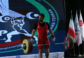 واکنش کیانوش رستمی به رکوردهای دسته ۹۶ کیلوگرم المپیک توکیو