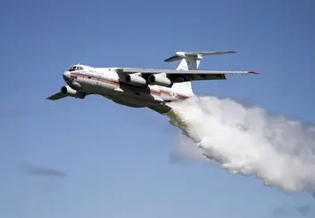 چرا هواپیمای آبپاش ایران در ترکیه اطفای حریق می‌کند؟