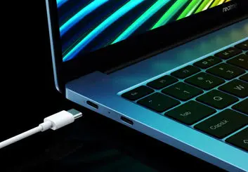 لپ تاپ ریلمی بوک با رنگ آبی از راه می‌رسد