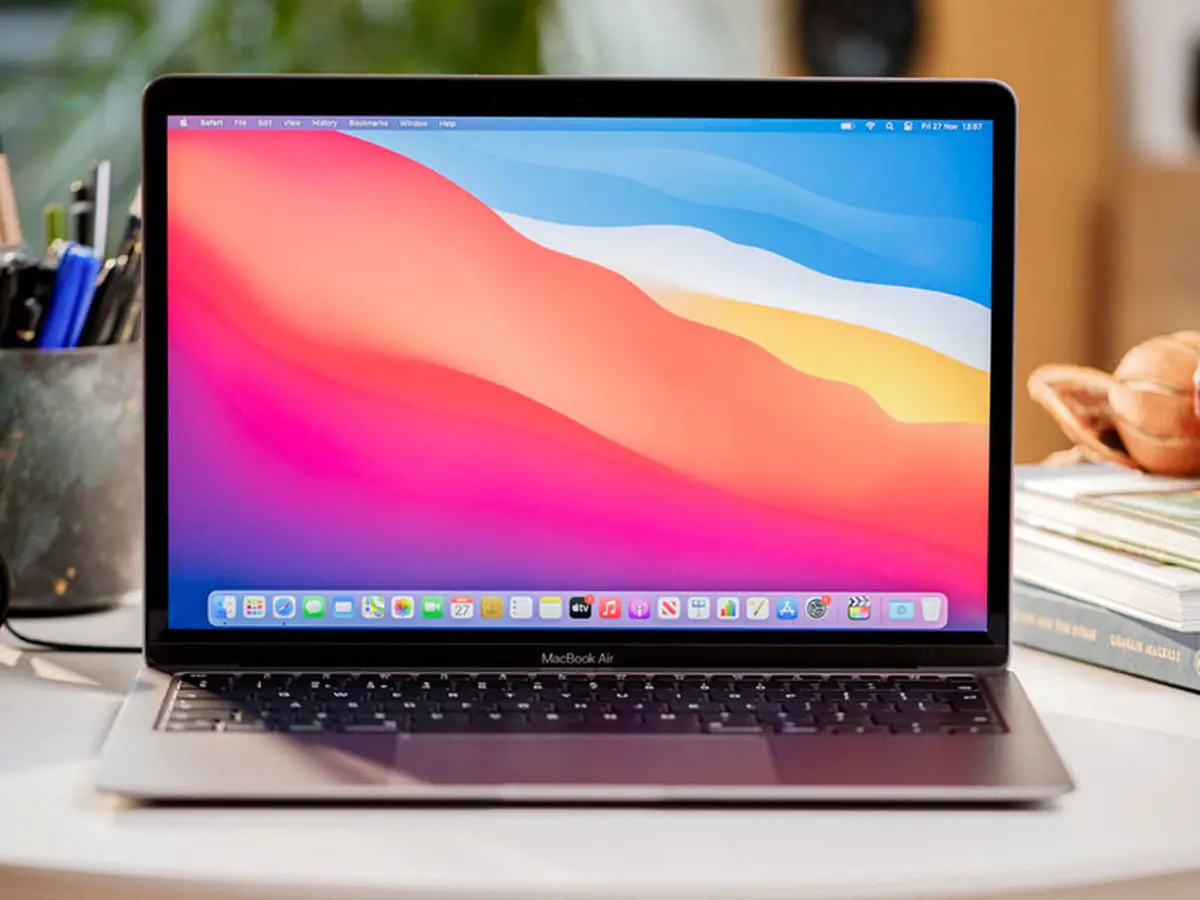 راهنمای مقدماتی کار با مک بوک | معرفی ویژگی‌ها و قابلیت‌های مهم