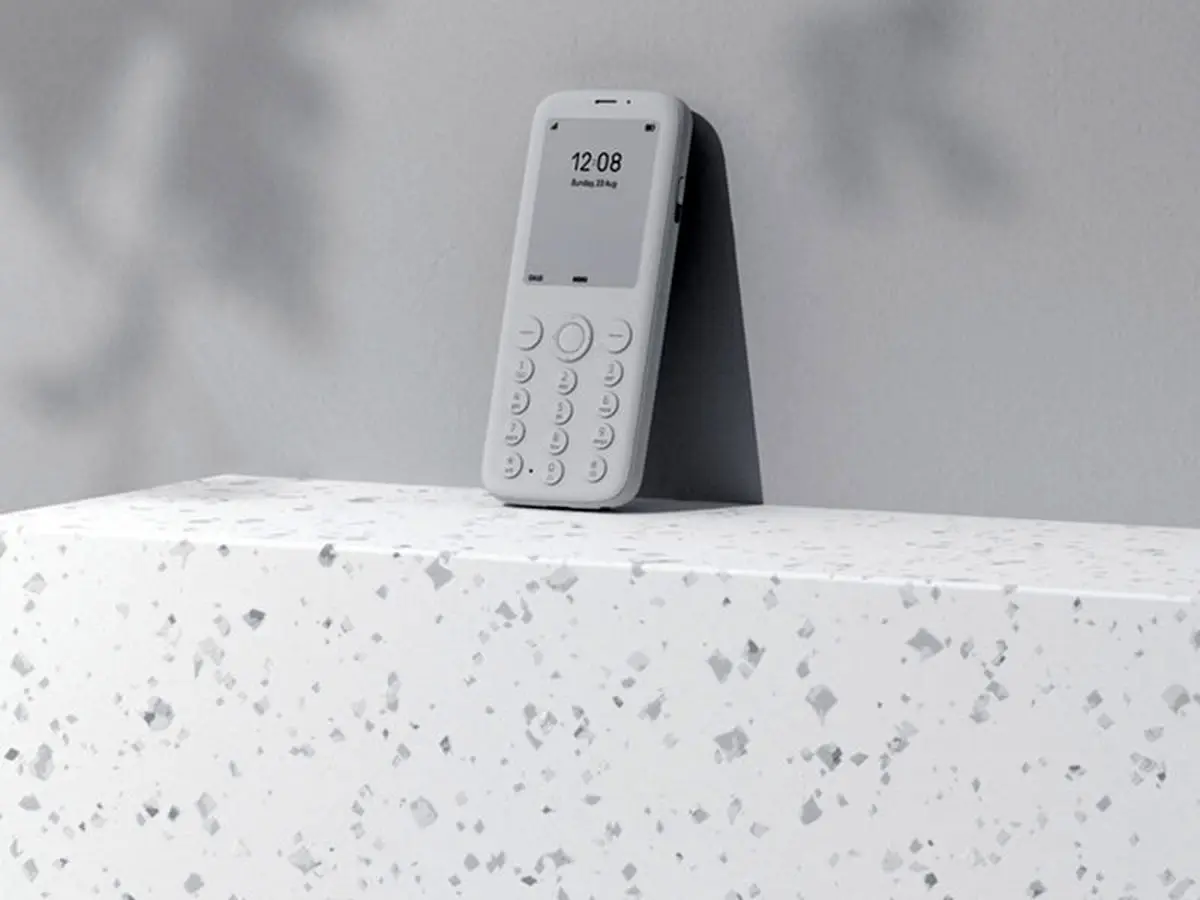 گوشی ساده به درد چه کسانی می‌خورد؟