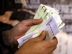 علت پرداخت نشدن حقوق مرداد کارکنان و بازنشستگان چیست؟