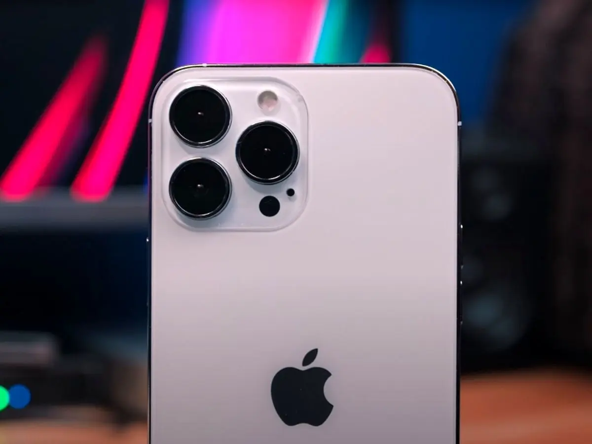 زمان احتمالی معرفی آیفون ۱۳ و نسل جدید ایرپادهای اپل لو رفت