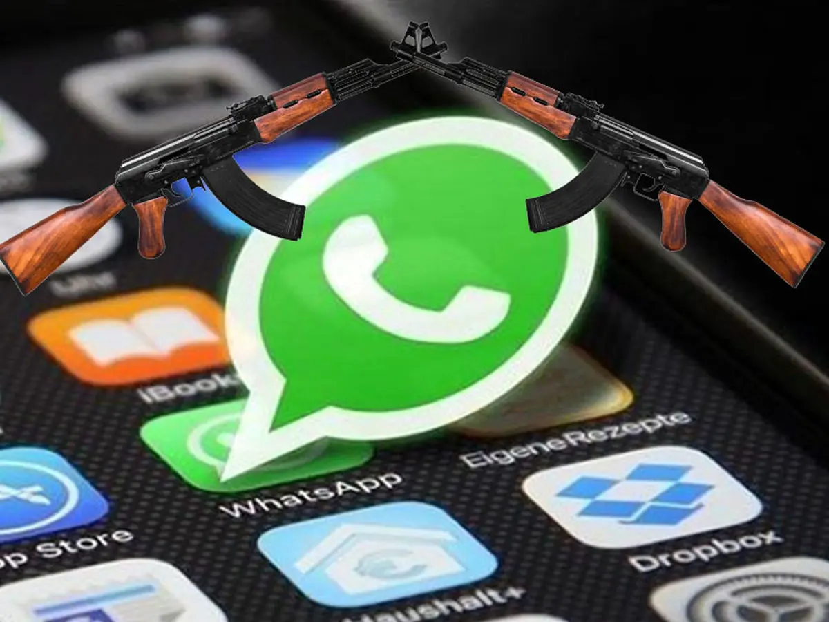 نقش سرنوشت‌ساز واتس‌اپ در سقوط دولت افغانستان | آمریکا دست طالبان را باز گذاشت!