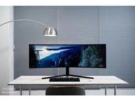 چگونه یک مانیتور فضای بازی و عملکرد گیمر را ارتقا می‌دهد