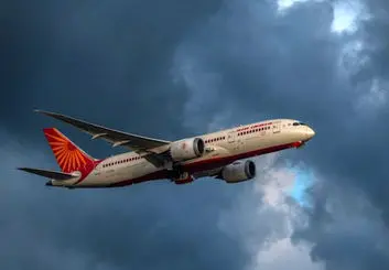 توسعه و رفع موانع راه اندازی هواپیماهای کوچک در کشور برای اشتغال