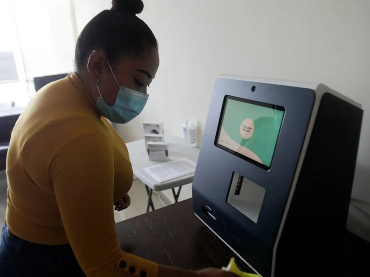 اولین خودپرداز ارزرمز در هندوراس راه اندازی شد