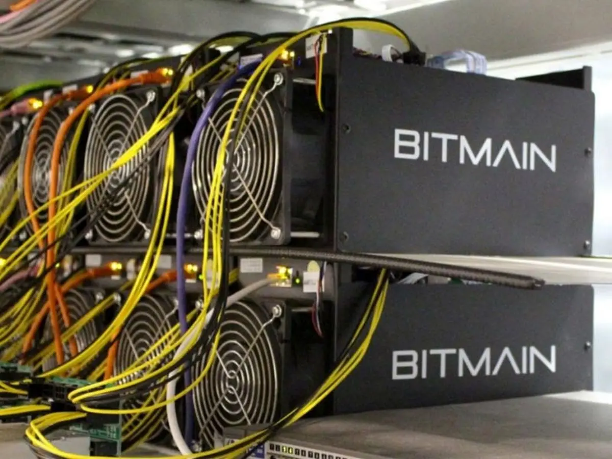 کشف ۲۴ دستگاه استخراج بیت کوین در شهرستان لنده