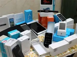 واردات 16 میلیون تلفن همراه در سال 99 | بازار موبایل ایران همچنان در قبضه سامسونگ