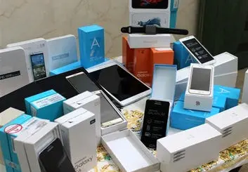 واردات 16 میلیون تلفن همراه در سال 99 | بازار موبایل ایران همچنان در قبضه سامسونگ