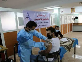 واکسیناسیون دانشجویان احتمالا از هفته دیگر آغاز می‌شود