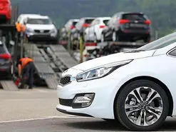 دولت برنامه‌ای برای واردات خودرو ندارد