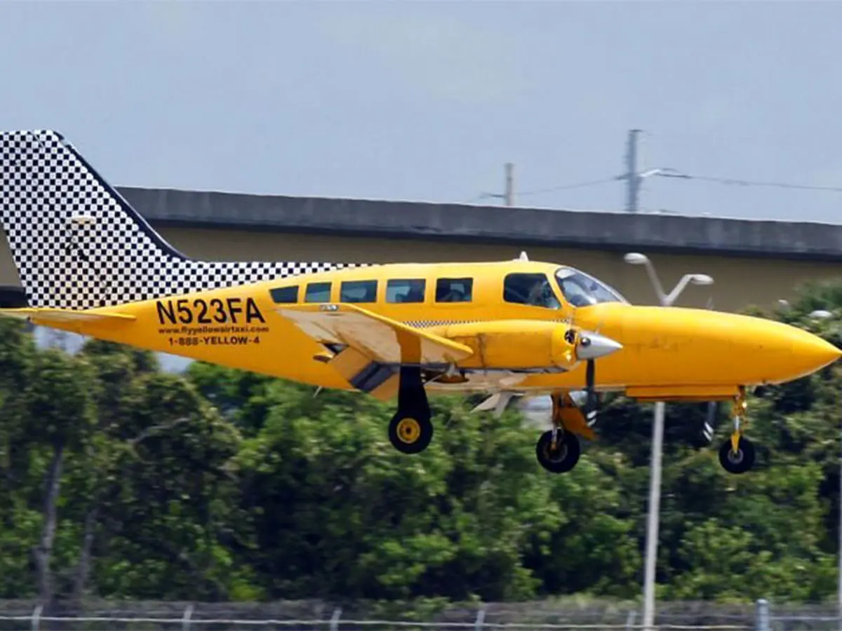 از تاکسی هوایی چه خبر؟ | از ساخت آشیانه در مهرآباد تا معرفی 10 فرودگاه برای تأمین سوخت ایرتاکسی‌ها