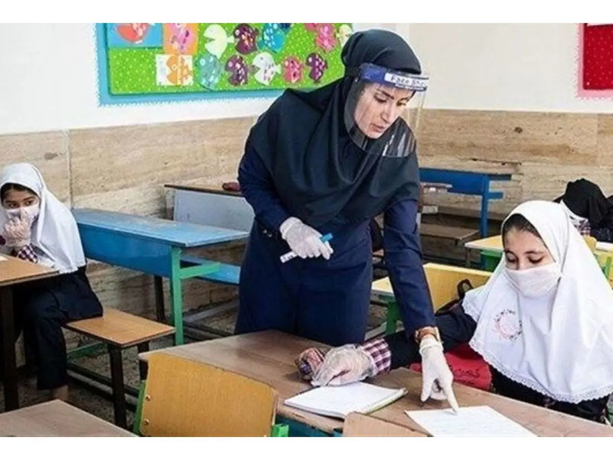 فوق العاده ویژه معلمان ماه آینده با معوقات پرداخت می‌شود