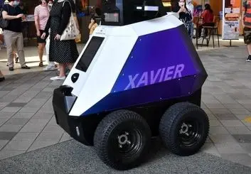 ربات‌ های خاویر به کمک نیروی پلیس سنگاپور می‌روند