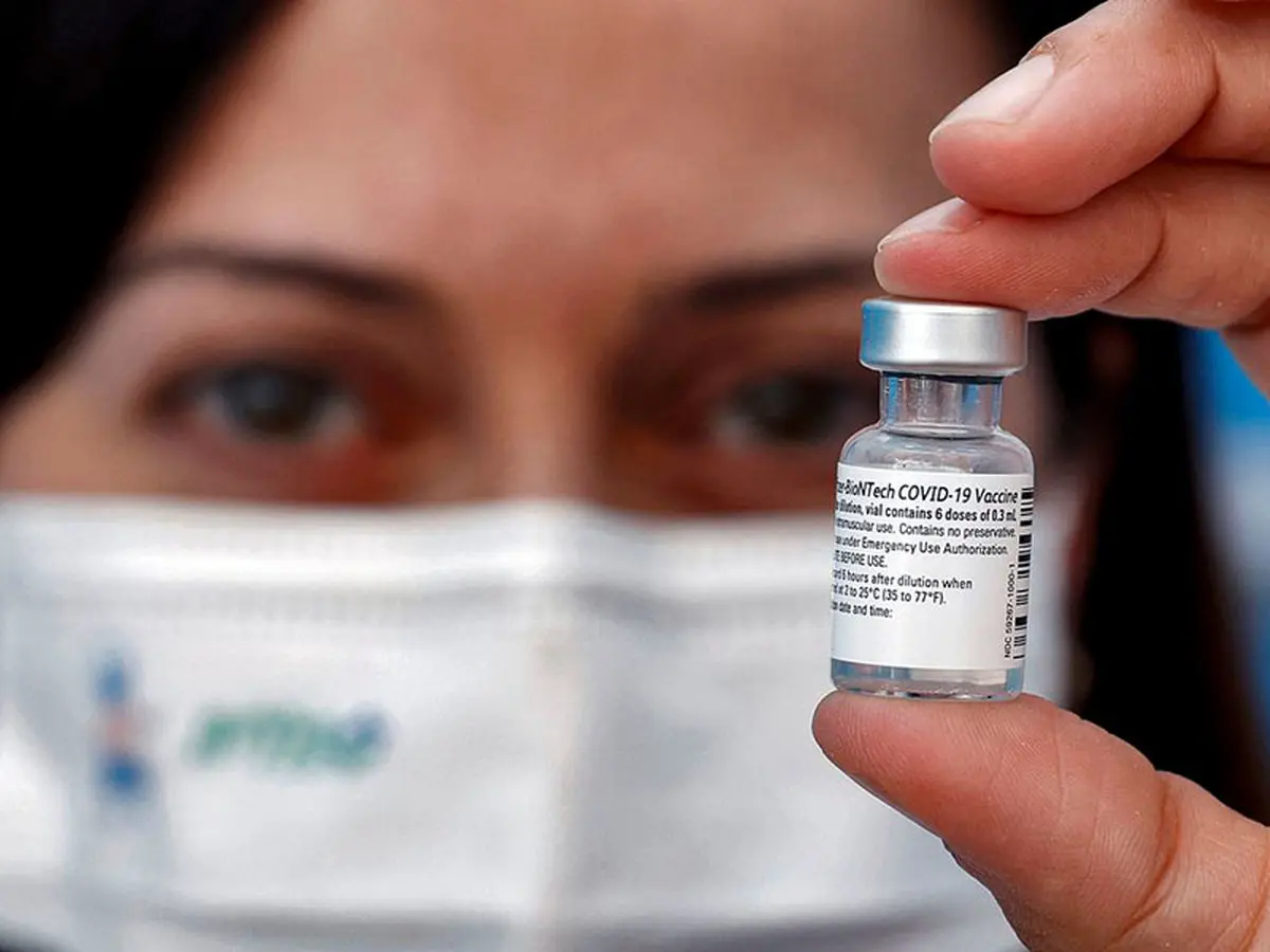 آیا واکسن کرونا باعث اختلال در عادت ماهانه می‌شود؟