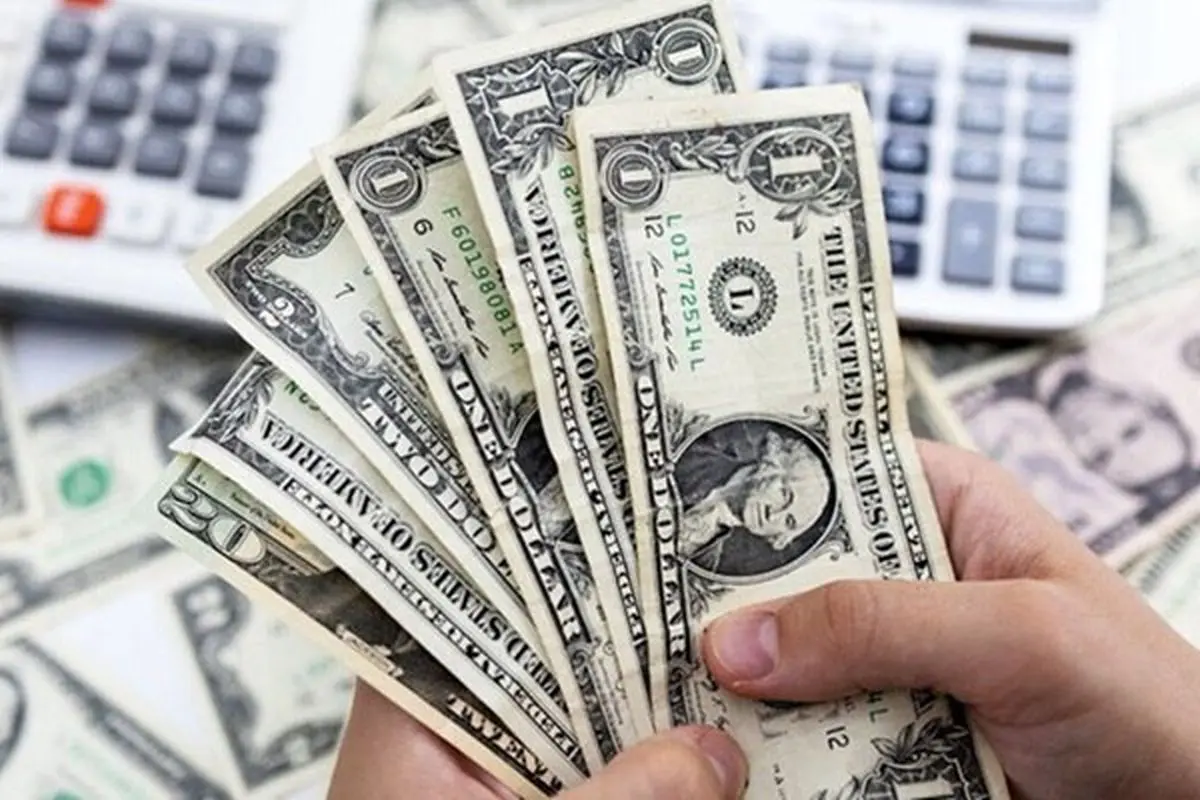 شمارش معکوس ورود قیمت دلار به کانال ۷۰ هزار تومان
