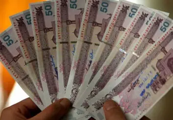 روند تغییر حداقل دستمزد واقعی در ایران طی 60 سال اخیر