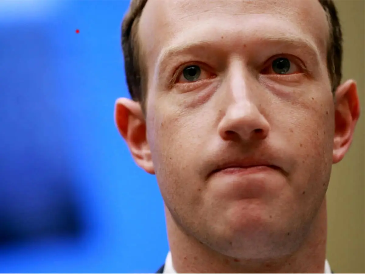 عذرخواهی زاکربرگ برای قطعی فیسبوک | داده کاربران محفوظ است