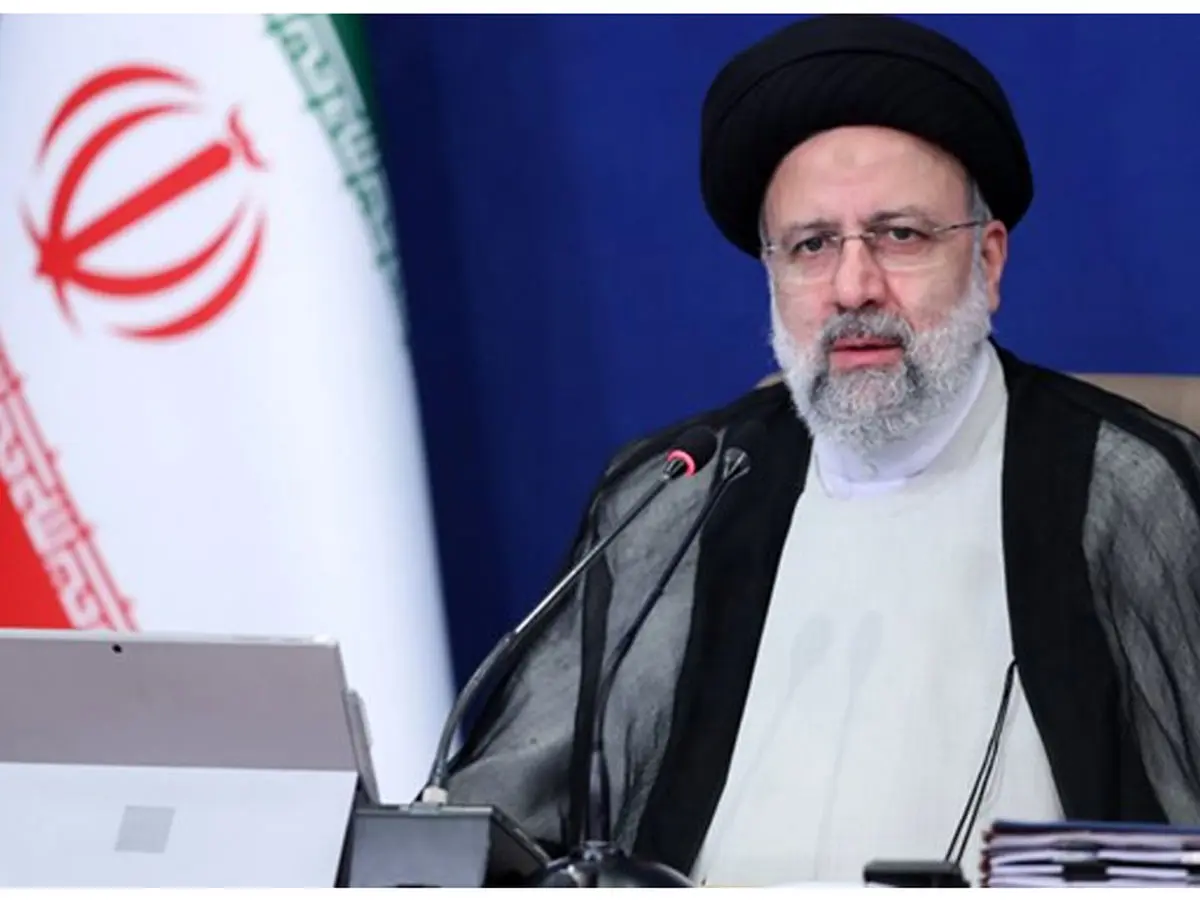 رئیسی: سامانه هوشمند کنترل کرونا آغاز به کار کند