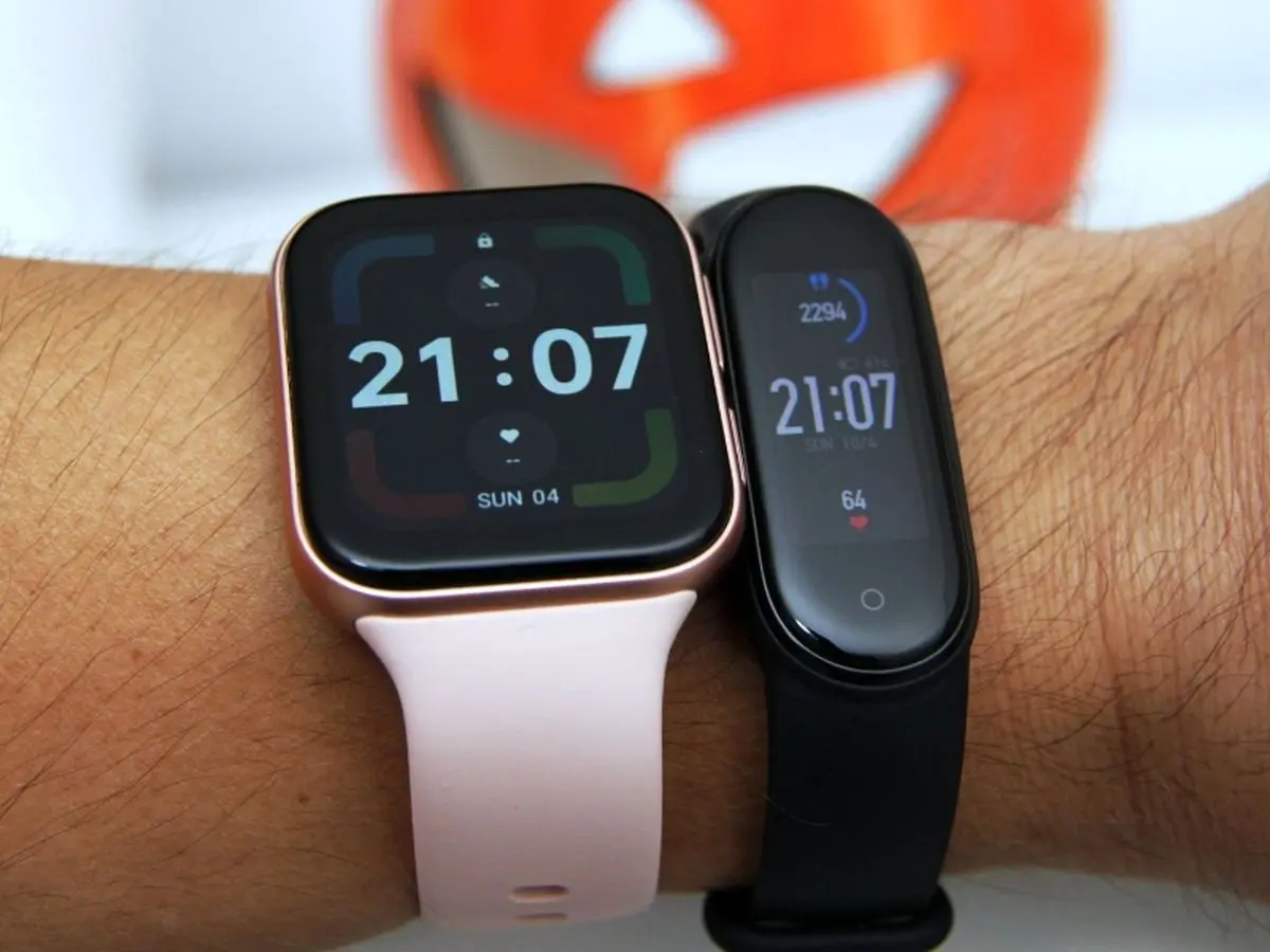 ساعت هوشمند بهتر است یا مچ بند هوشمند؟